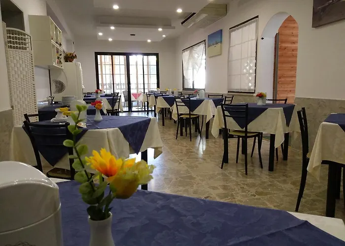 Отель Annamare 3*