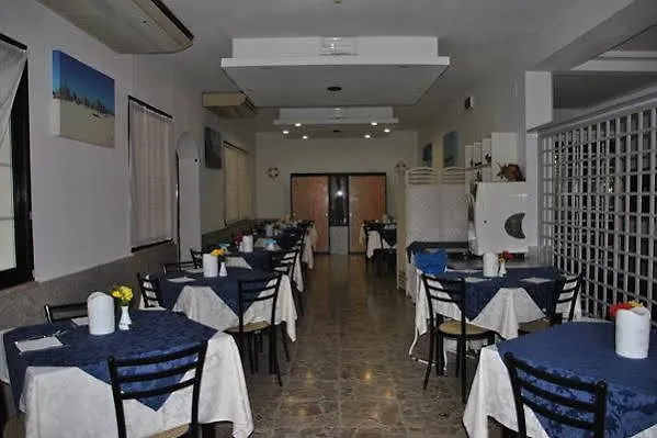 Annamare 3* Римини